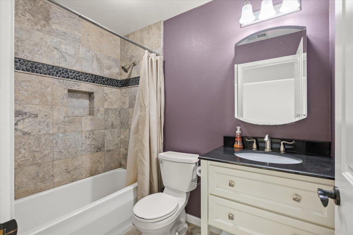 Detail Gallery Image 38 of 56 For 401 Gracie Rd, Nevada City,  CA 95959 - 3 Beds | 2/1 Baths