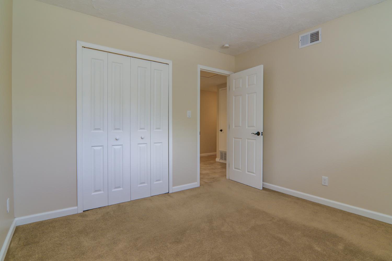 Detail Gallery Image 23 of 38 For 4949 Hillridge Way, Fair Oaks,  CA 95628 - 3 Beds | 2 Baths