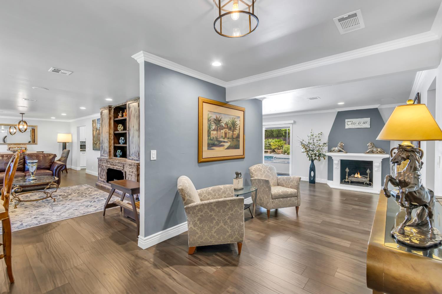 Detail Gallery Image 8 of 94 For 590 Kevington Ct, Sacramento,  CA 95864 - 4 Beds | 3/1 Baths