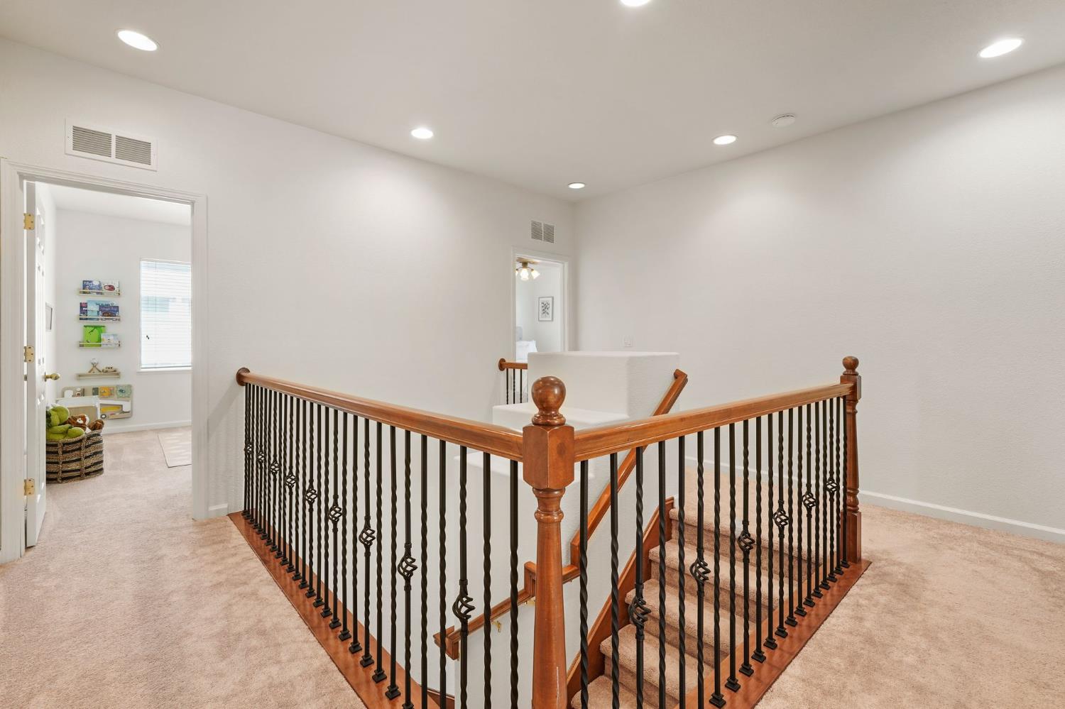 Detail Gallery Image 41 of 48 For 1177 Waverton Ln, Lincoln,  CA 95648 - 4 Beds | 2/1 Baths