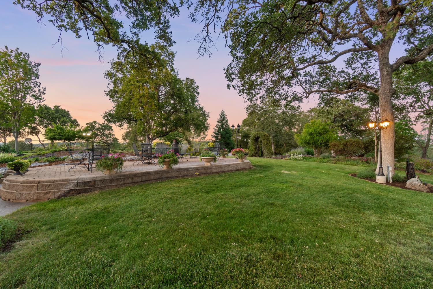 Detail Gallery Image 18 of 83 For 5001 Mourning Dove Ln, Shingle Springs,  CA 95682 - 4 Beds | 3/1 Baths