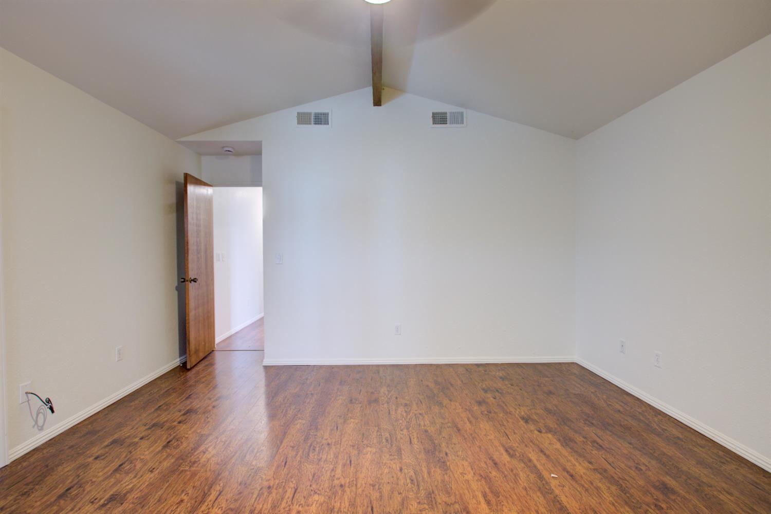 Detail Gallery Image 25 of 38 For 1801 Innsbrook Dr, Modesto,  CA 95350 - 3 Beds | 2 Baths