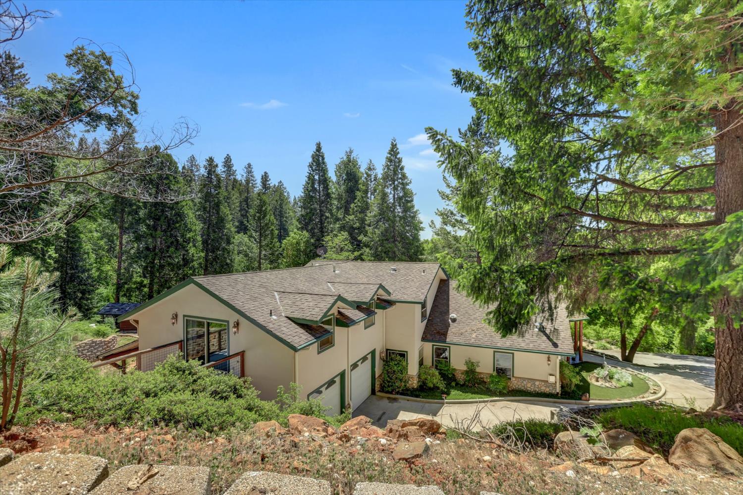 Kensington Kourt, Grass Valley, California image 40