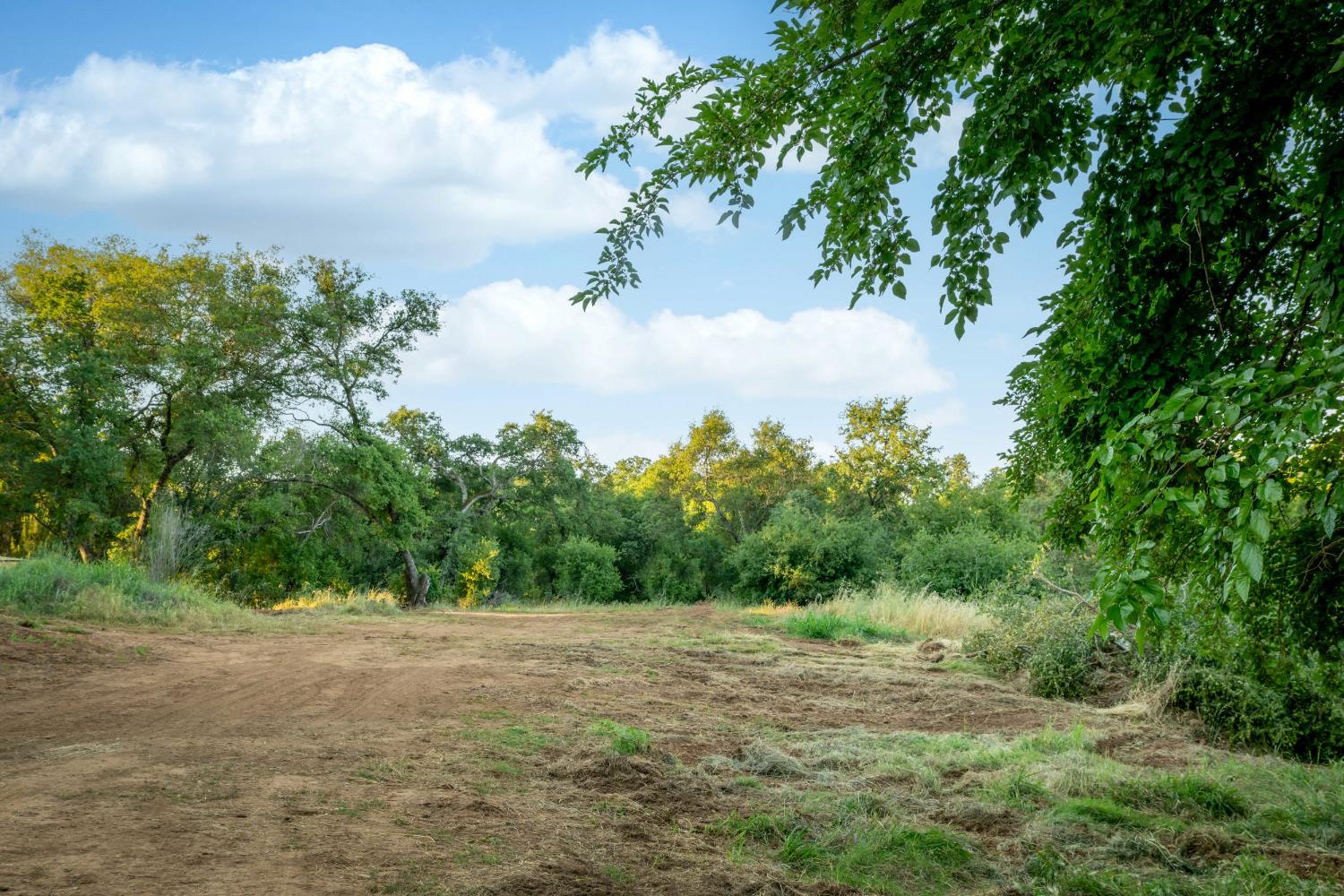 Edgehill Way, Marysville, California image 5
