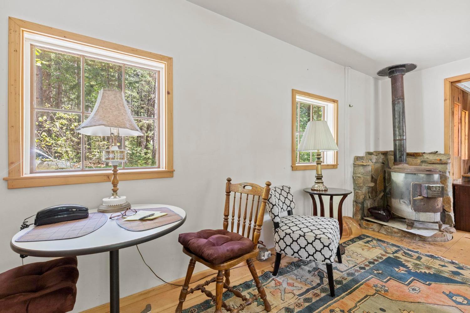 Detail Gallery Image 44 of 58 For 14138 La Porte Rd, Strawberry Valley,  CA 95981 - 2 Beds | 2/1 Baths