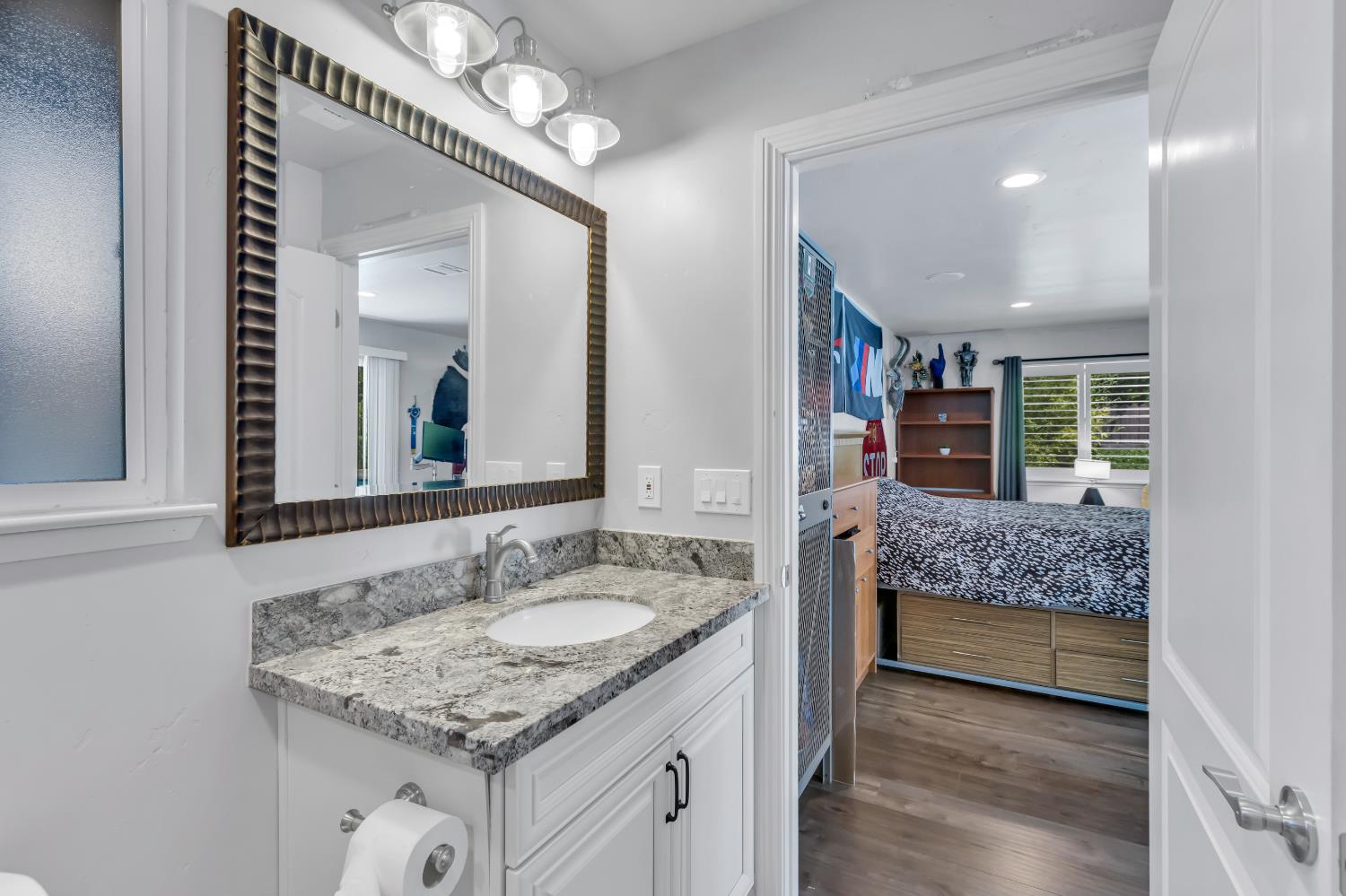 Detail Gallery Image 78 of 94 For 590 Kevington Ct, Sacramento,  CA 95864 - 4 Beds | 3/1 Baths