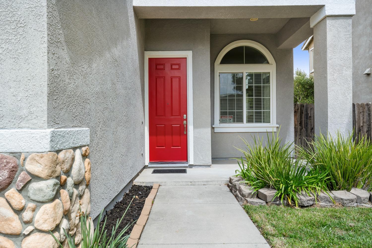 Detail Gallery Image 4 of 54 For 1510 Cedarbrook Rd, West Sacramento,  CA 95691 - 4 Beds | 3 Baths