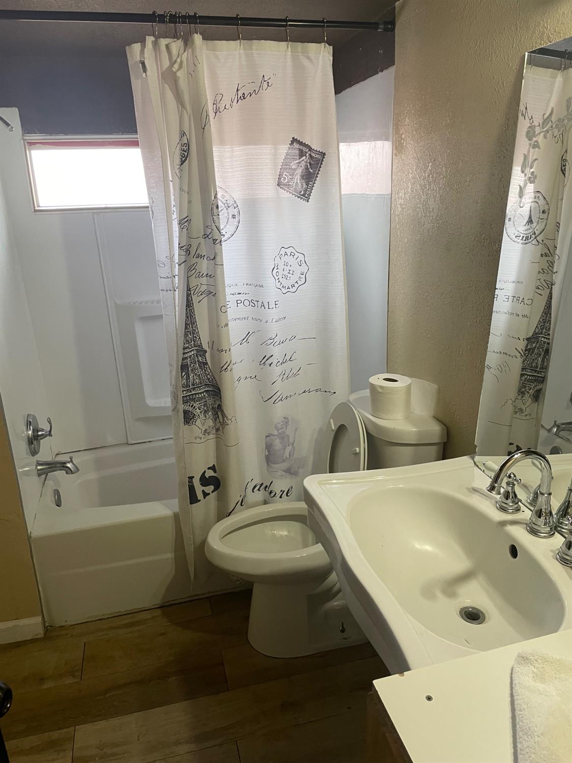 Detail Gallery Image 17 of 26 For 3748 Sw Arroyo Seco Ln 22, North Highlands,  CA 95660 - 3 Beds | 1/1 Baths