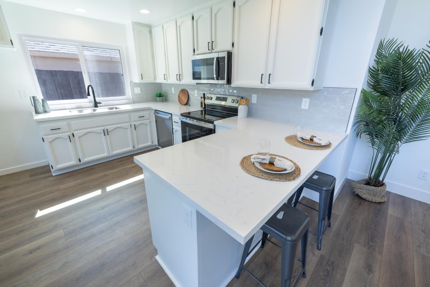 Detail Gallery Image 18 of 45 For 1505 Danica Way, Sacramento,  CA 95833 - 3 Beds | 2 Baths
