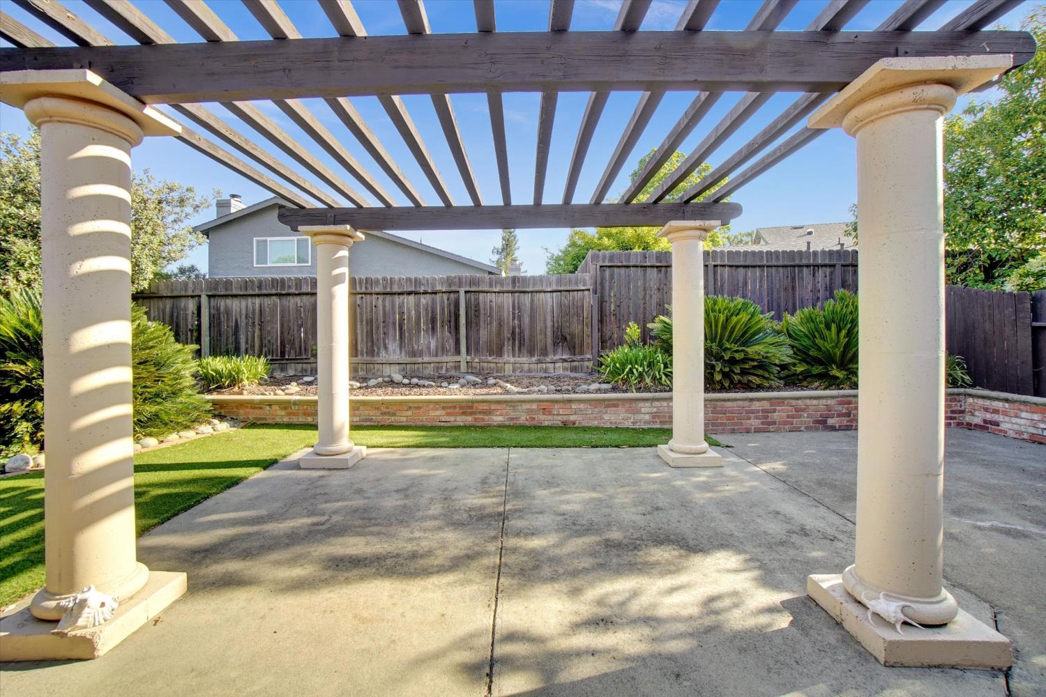 Detail Gallery Image 29 of 49 For 11161 Utopia River Ct, Rancho Cordova,  CA 95670 - 3 Beds | 2 Baths