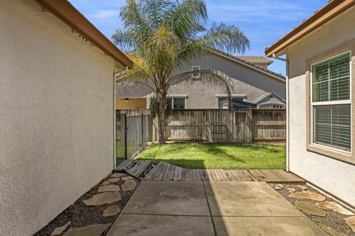 Detail Gallery Image 54 of 68 For 10305 Bridgeview Ln, Stockton,  CA 95219 - 5 Beds | 3 Baths