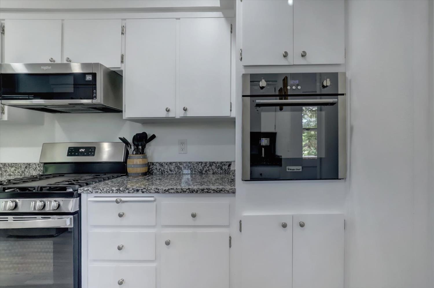 Detail Gallery Image 24 of 53 For 17730 Minnow Way, Penn Valley,  CA 95946 - 3 Beds | 2 Baths