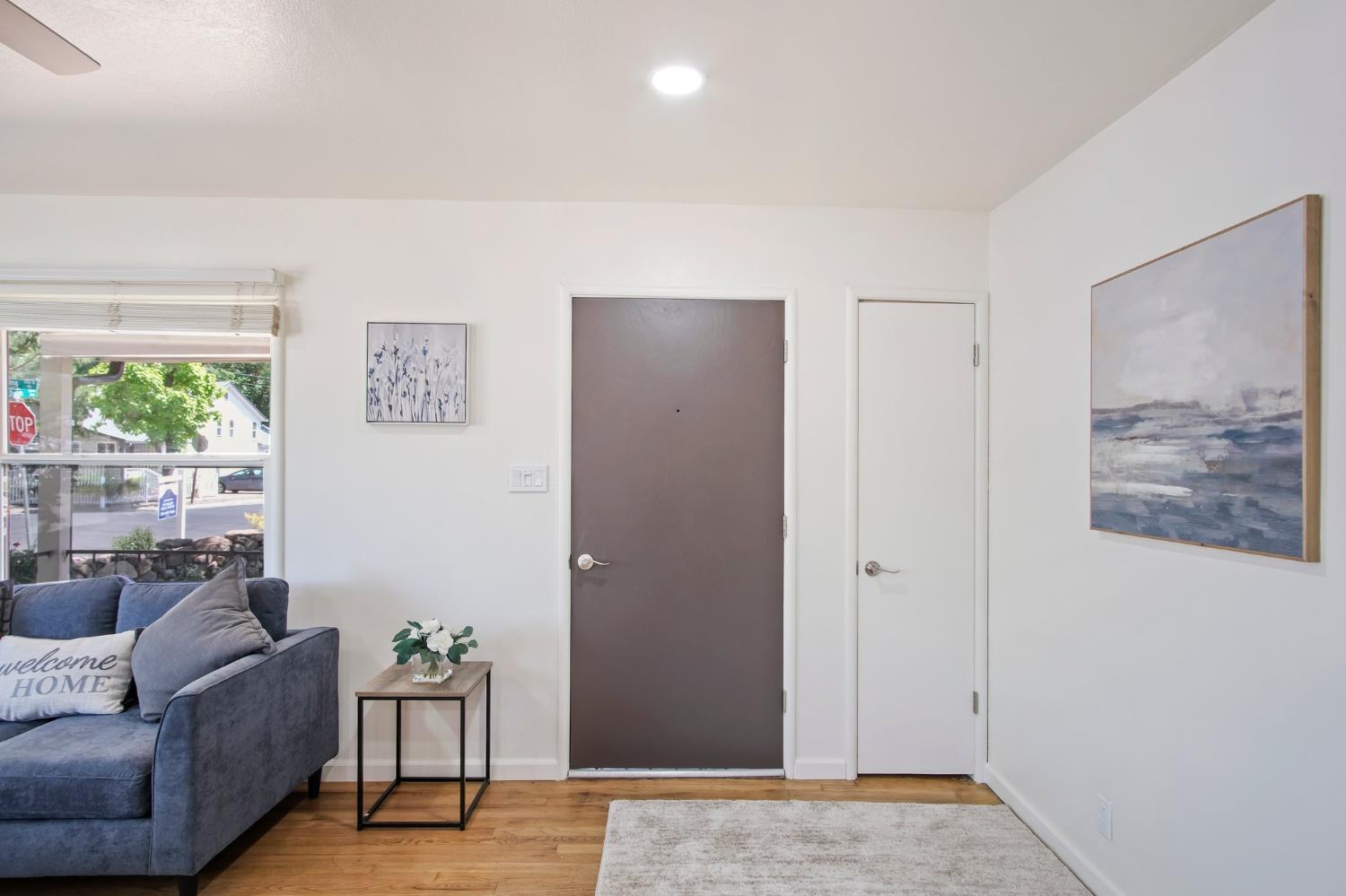 Detail Gallery Image 13 of 28 For 1909 W Harding Way, Stockton,  CA 95203 - 2 Beds | 1 Baths