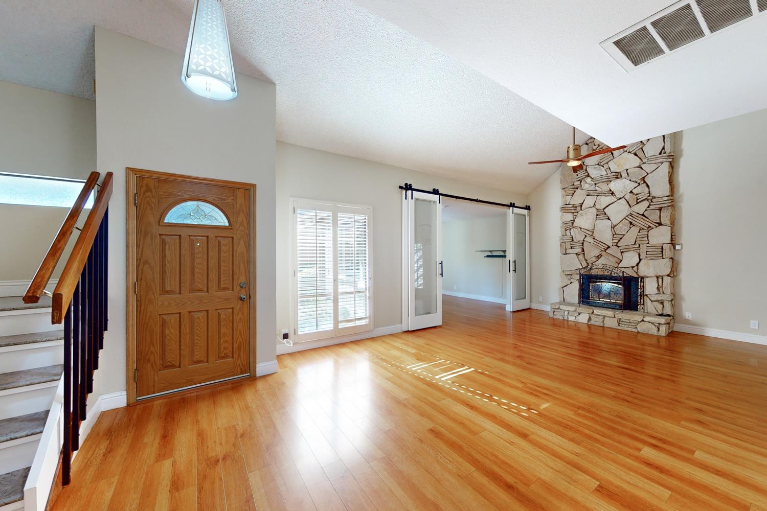 Detail Gallery Image 8 of 75 For 608 College St #11,  Woodland,  CA 95695 - 3 Beds | 2/1 Baths