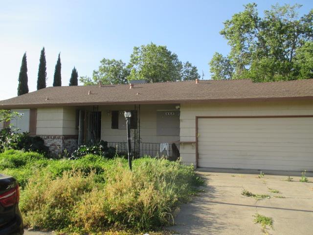 Detail Gallery Image 2 of 12 For 4510 Santa Monica Ave, Sacramento,  CA 95824 - 3 Beds | 1 Baths
