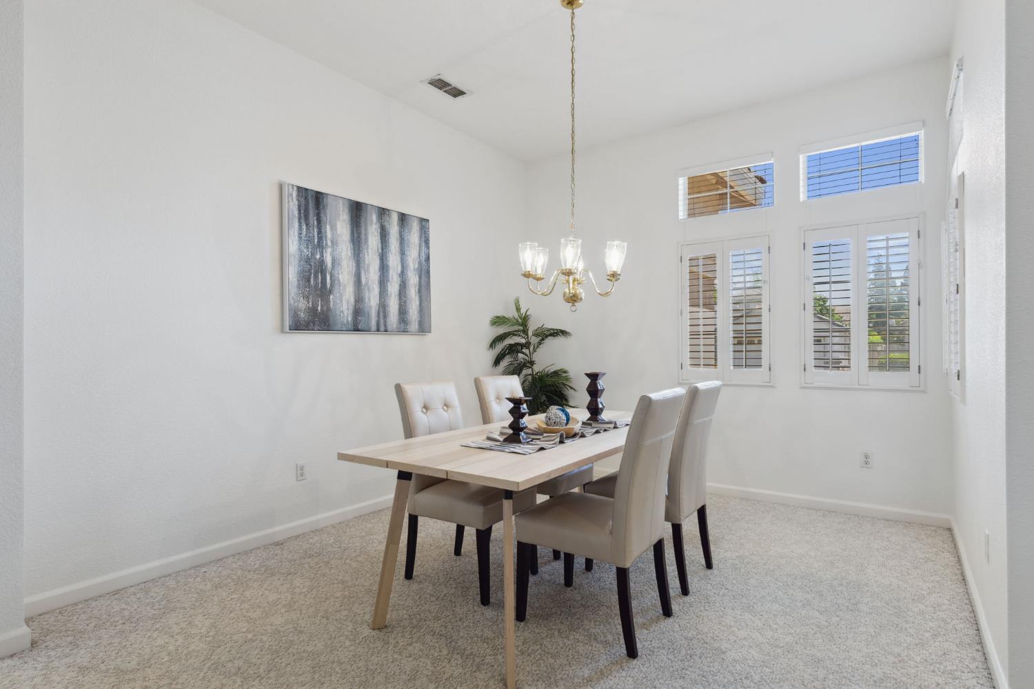Detail Gallery Image 11 of 38 For 5237 Sugar Pine Loop, Roseville,  CA 95747 - 2 Beds | 2 Baths