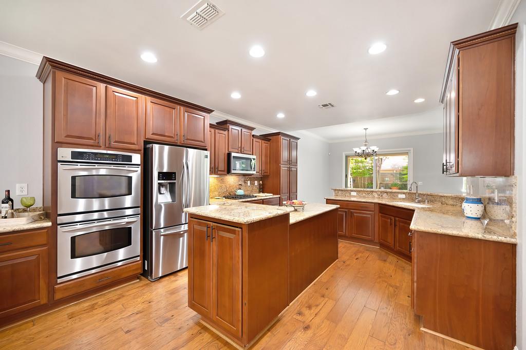 Detail Gallery Image 23 of 99 For 190 Montilla Cir, Sacramento,  CA 95835 - 2 Beds | 2 Baths