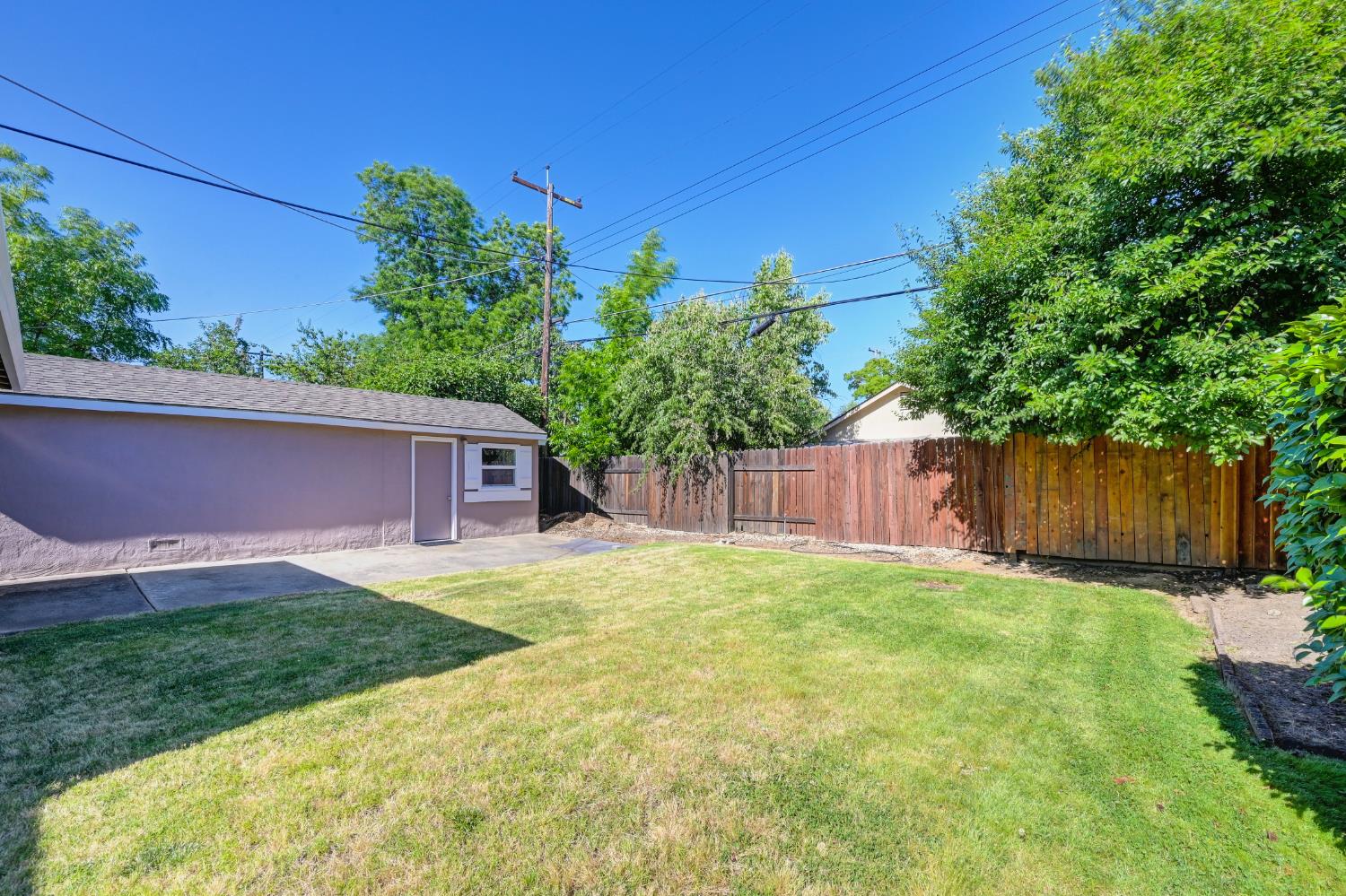 Detail Gallery Image 19 of 20 For 3723 61st St, Sacramento,  CA 95820 - 3 Beds | 1 Baths
