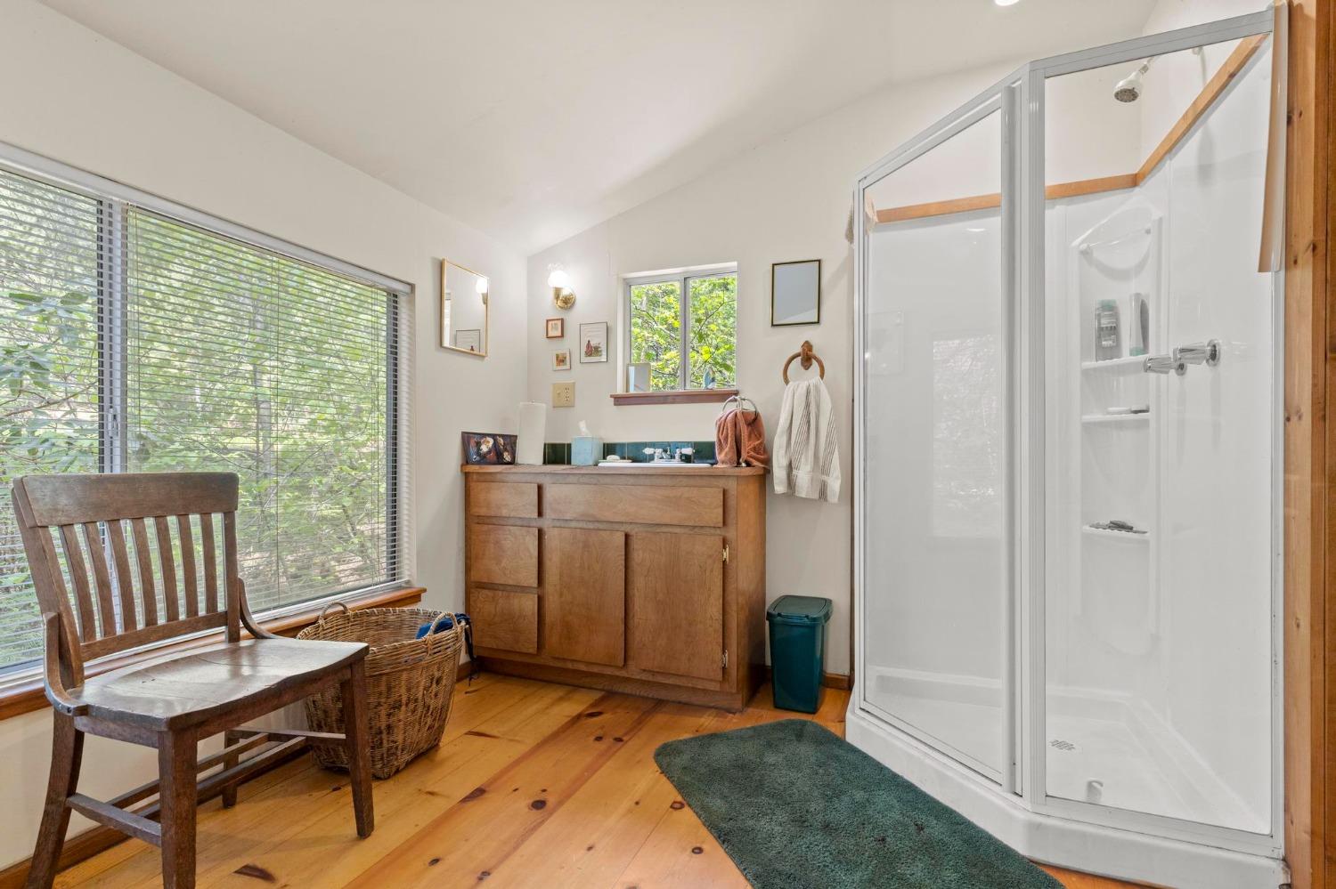 Detail Gallery Image 30 of 58 For 14138 La Porte Rd, Strawberry Valley,  CA 95981 - 2 Beds | 2/1 Baths