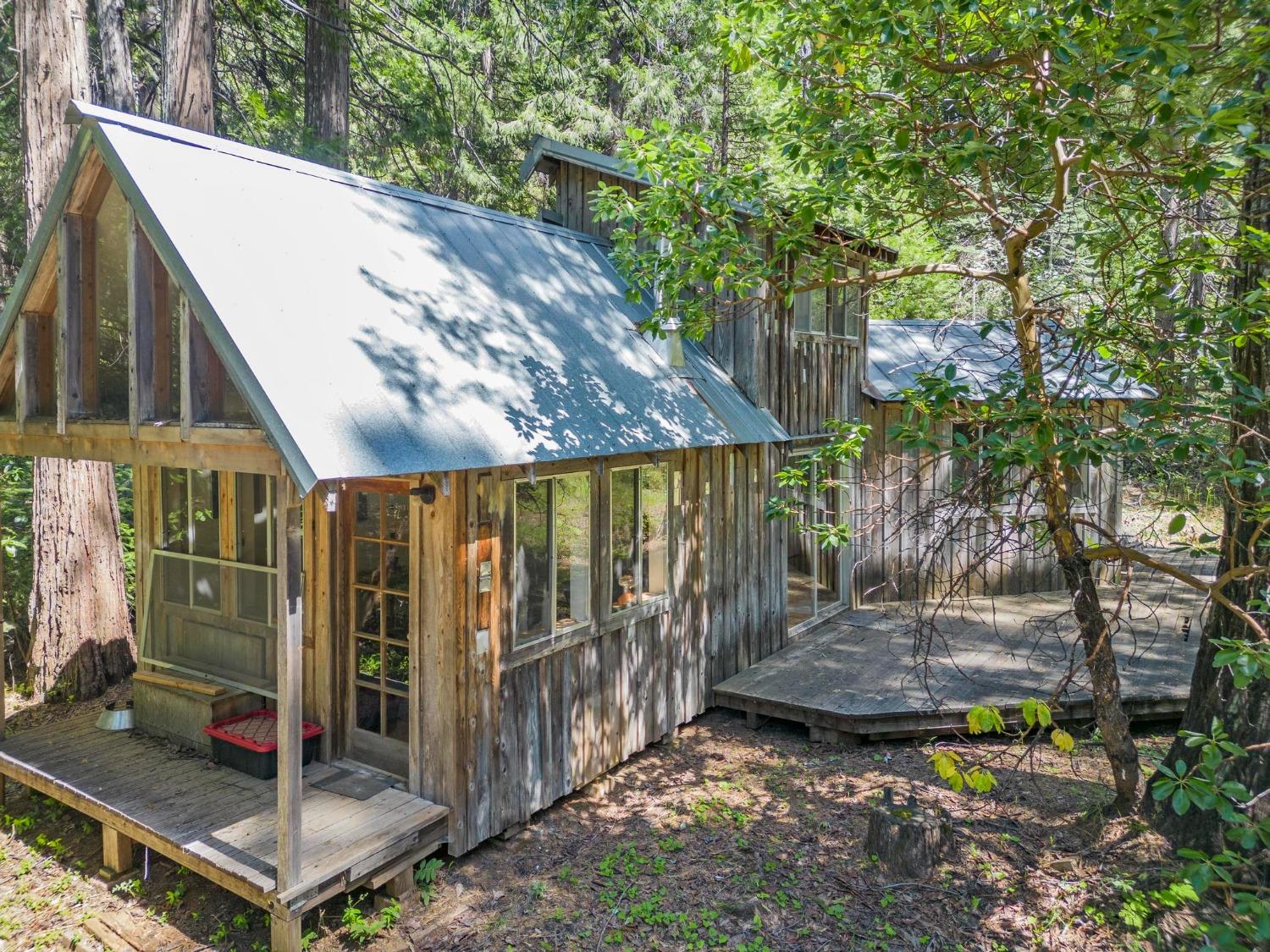 Detail Gallery Image 34 of 58 For 14138 La Porte Rd, Strawberry Valley,  CA 95981 - 2 Beds | 2/1 Baths