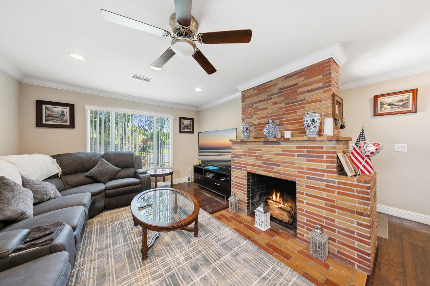 Detail Gallery Image 18 of 37 For 4309 23rd Ave, Sacramento,  CA 95820 - 3 Beds | 1 Baths