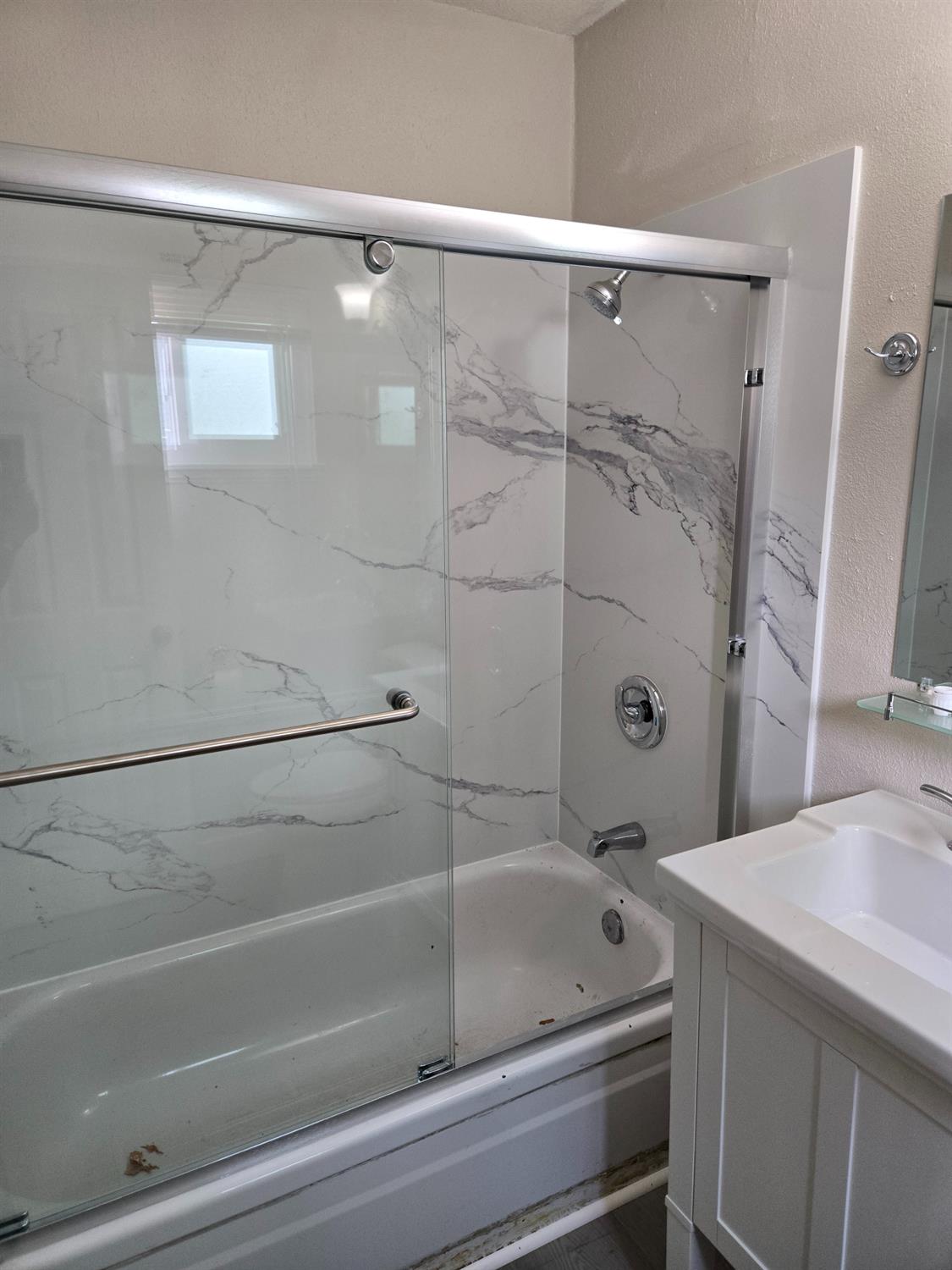 Detail Gallery Image 10 of 10 For 1036 N 1036 N Sutter St St #1,  Stockton,  CA 95202 - 1 Beds | 1 Baths