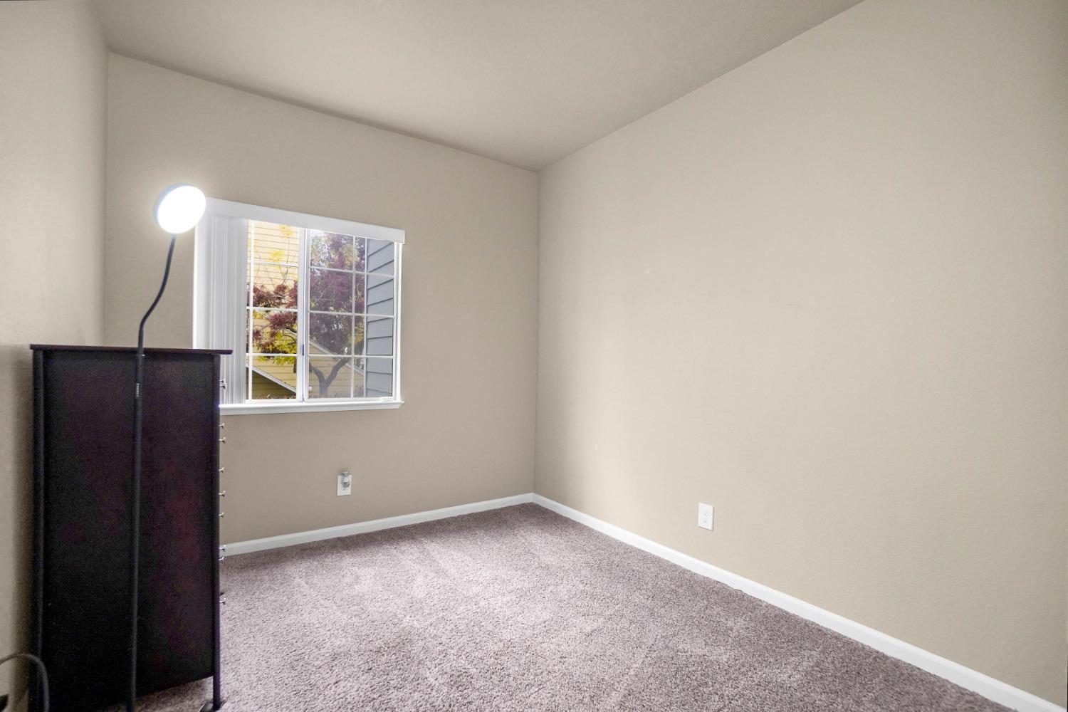 Detail Gallery Image 16 of 26 For 709 Waterford, Pinole,  CA 94564 - 2 Beds | 1 Baths