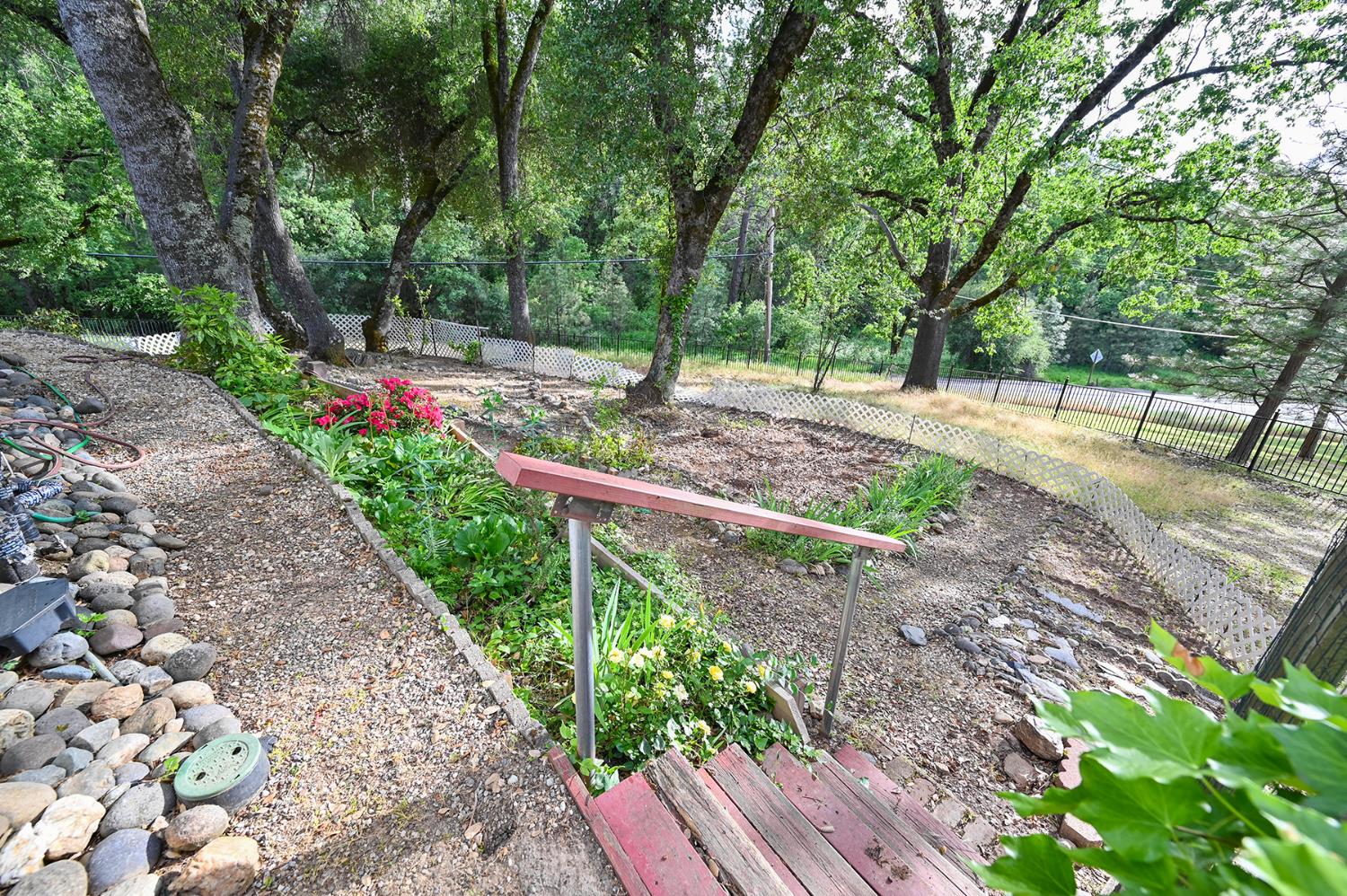 Detail Gallery Image 8 of 38 For 1281 Pleasant Valley Rd #15, Diamond Springs,  CA 95619 - 2 Beds | 2 Baths
