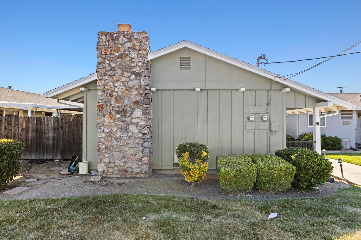 Detail Gallery Image 4 of 36 For 1713 Ramirez St #11,  Marysville,  CA 95901 - 3 Beds | 2 Baths