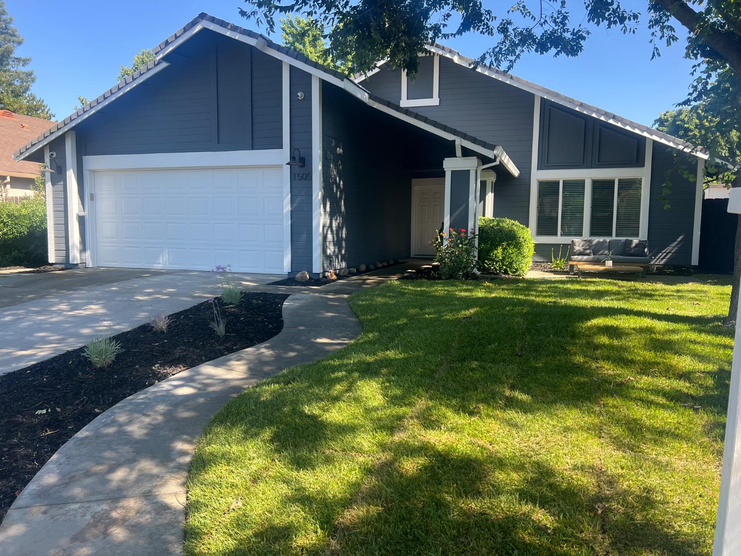 Detail Gallery Image 1 of 45 For 1505 Danica Way, Sacramento,  CA 95833 - 3 Beds | 2 Baths