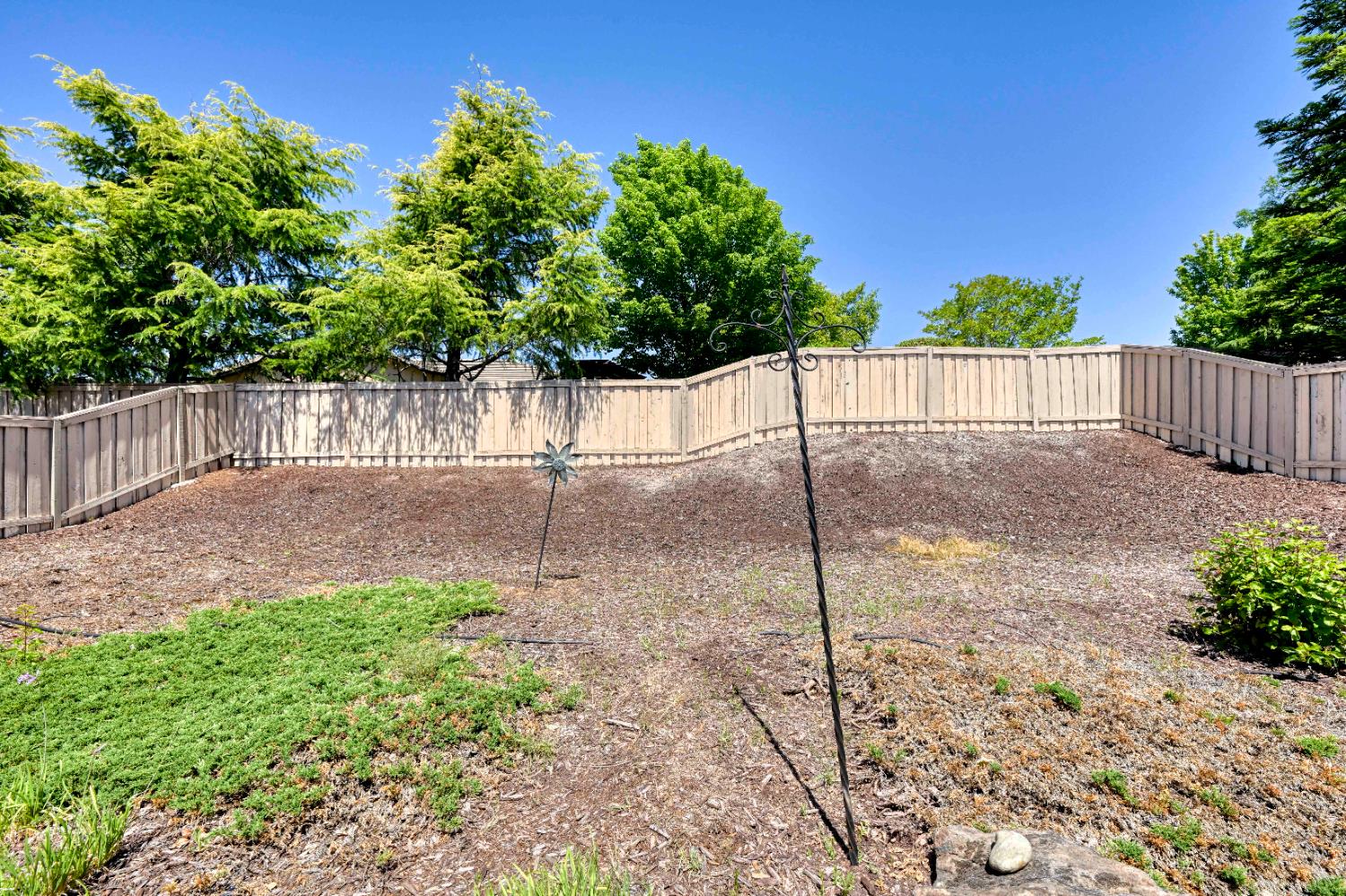 Detail Gallery Image 19 of 19 For 2856 Black Hawk Ln, Lincoln,  CA 95648 - 2 Beds | 2 Baths