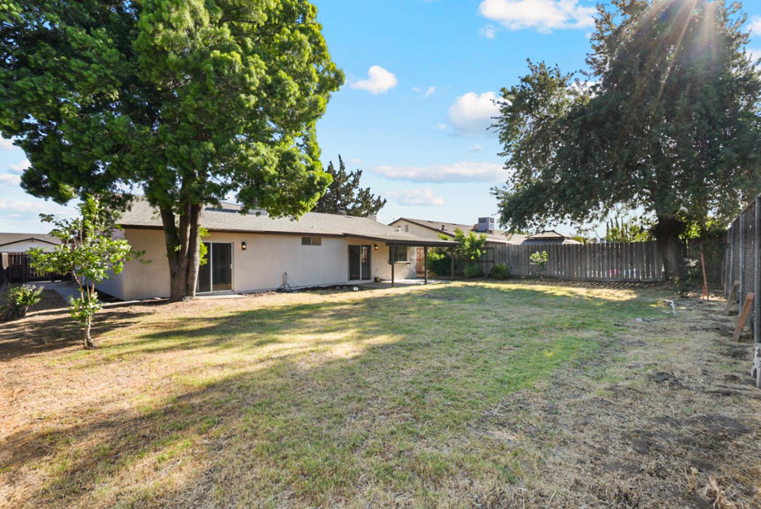 Detail Gallery Image 20 of 21 For 2433 Marguerite Way, Ceres,  CA 95307 - 3 Beds | 2 Baths
