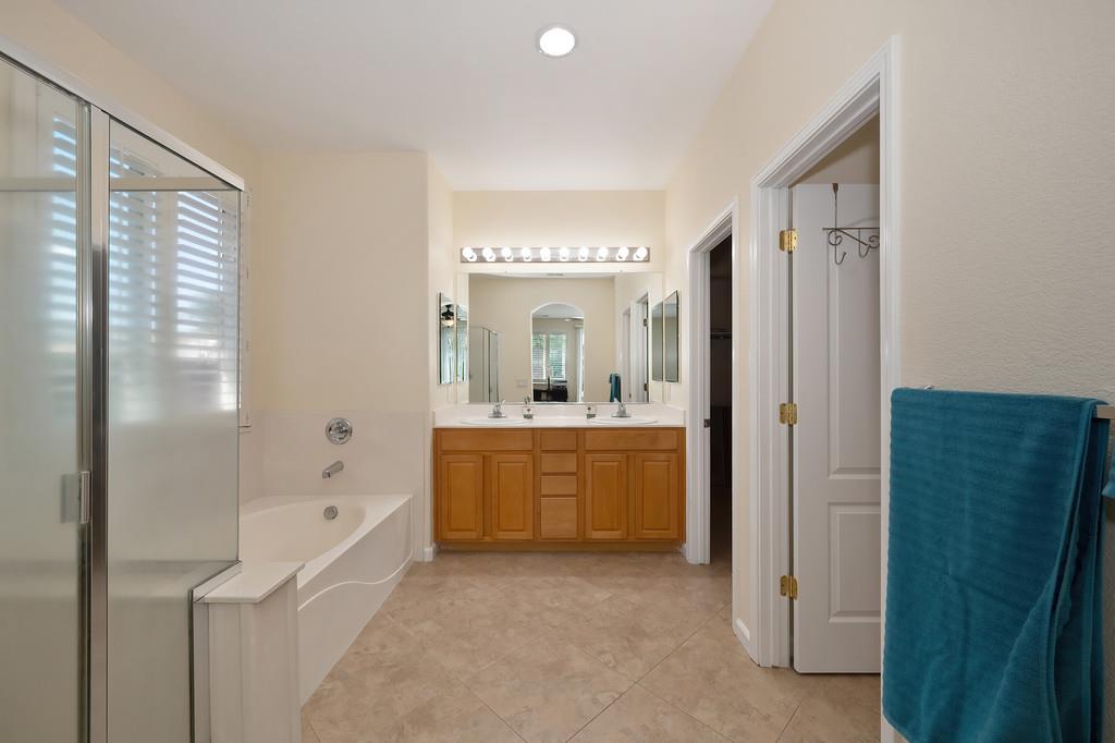 Detail Gallery Image 40 of 71 For 10317 Moura Ct, Elk Grove,  CA 95757 - 4 Beds | 2/1 Baths