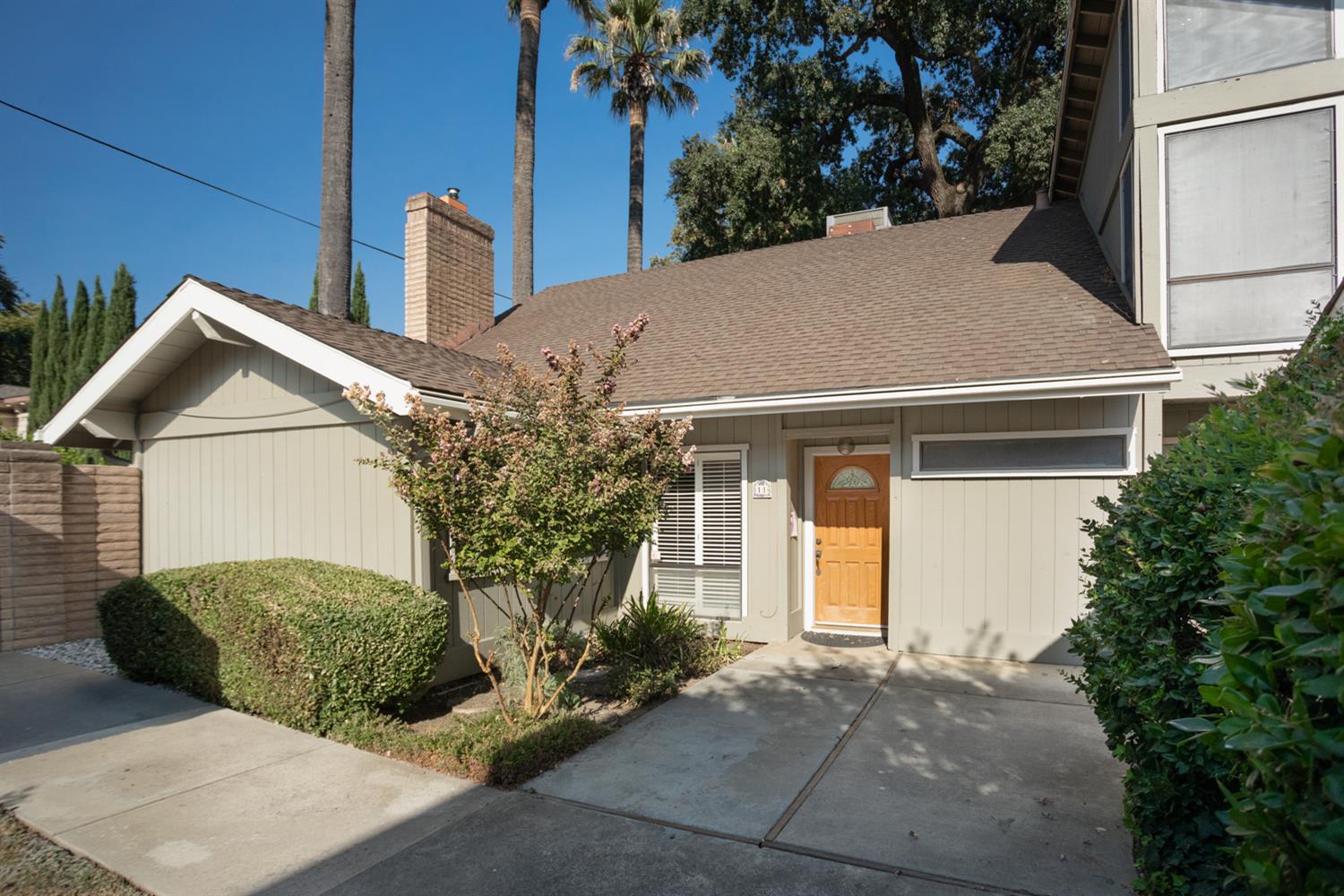 Detail Gallery Image 3 of 75 For 608 College St #11,  Woodland,  CA 95695 - 3 Beds | 2/1 Baths