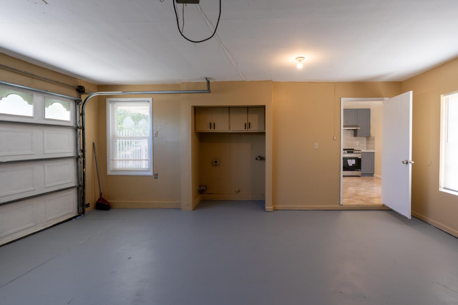 Detail Gallery Image 14 of 30 For 732 Bristlecone Way, Modesto,  CA 95351 - 3 Beds | 2 Baths