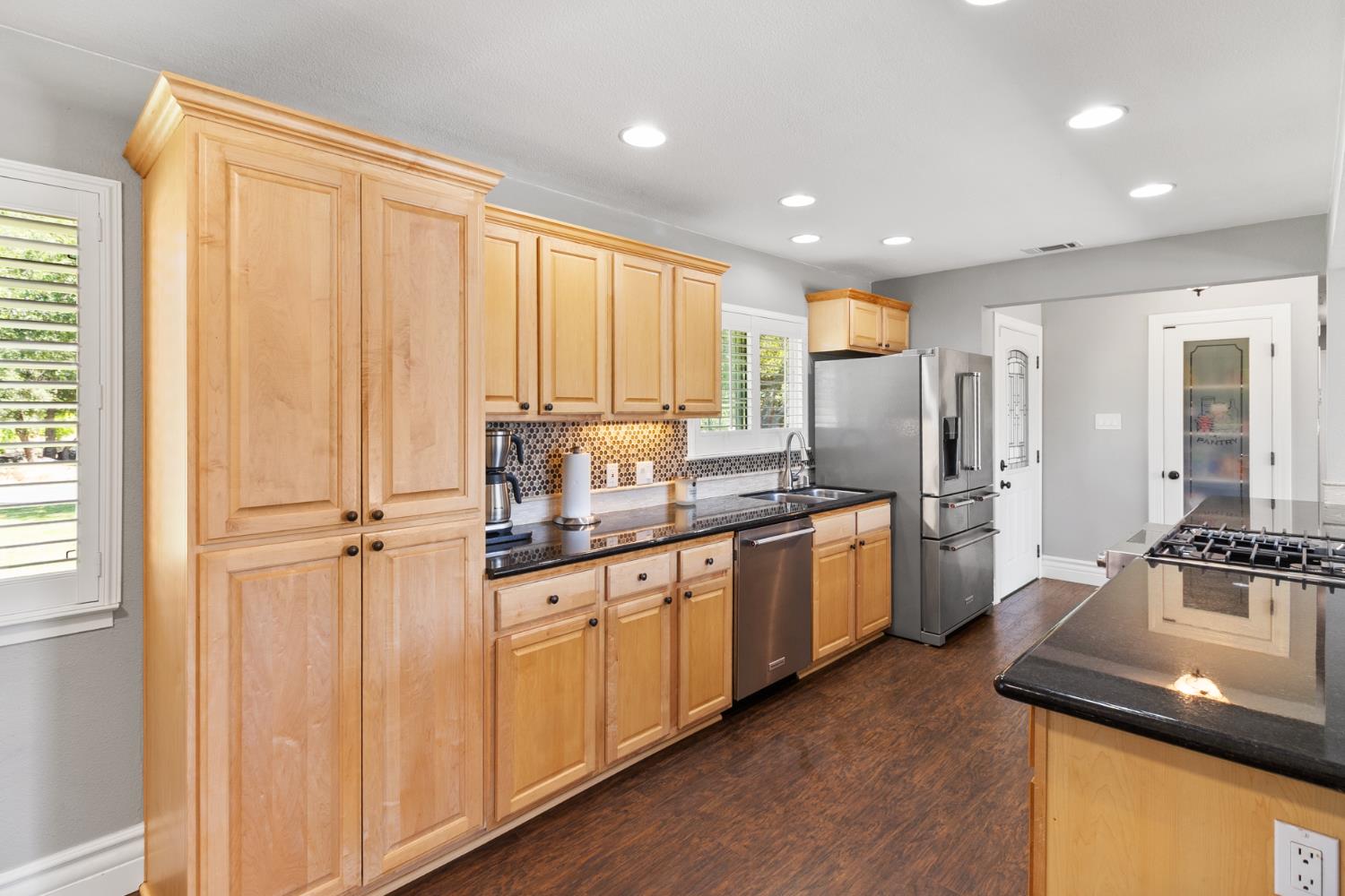 Detail Gallery Image 17 of 78 For 7332 West Ln, Granite Bay,  CA 95746 - 3 Beds | 2 Baths