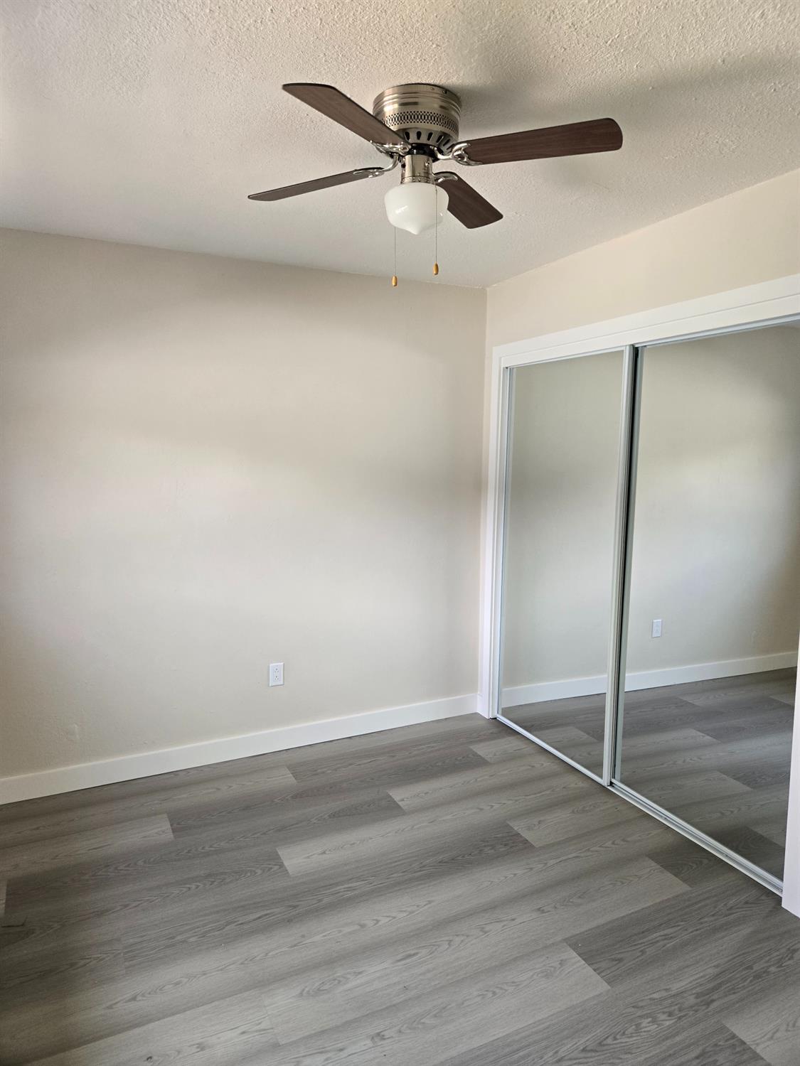Detail Gallery Image 7 of 10 For 1036 N 1036 N Sutter St St #1,  Stockton,  CA 95202 - 1 Beds | 1 Baths