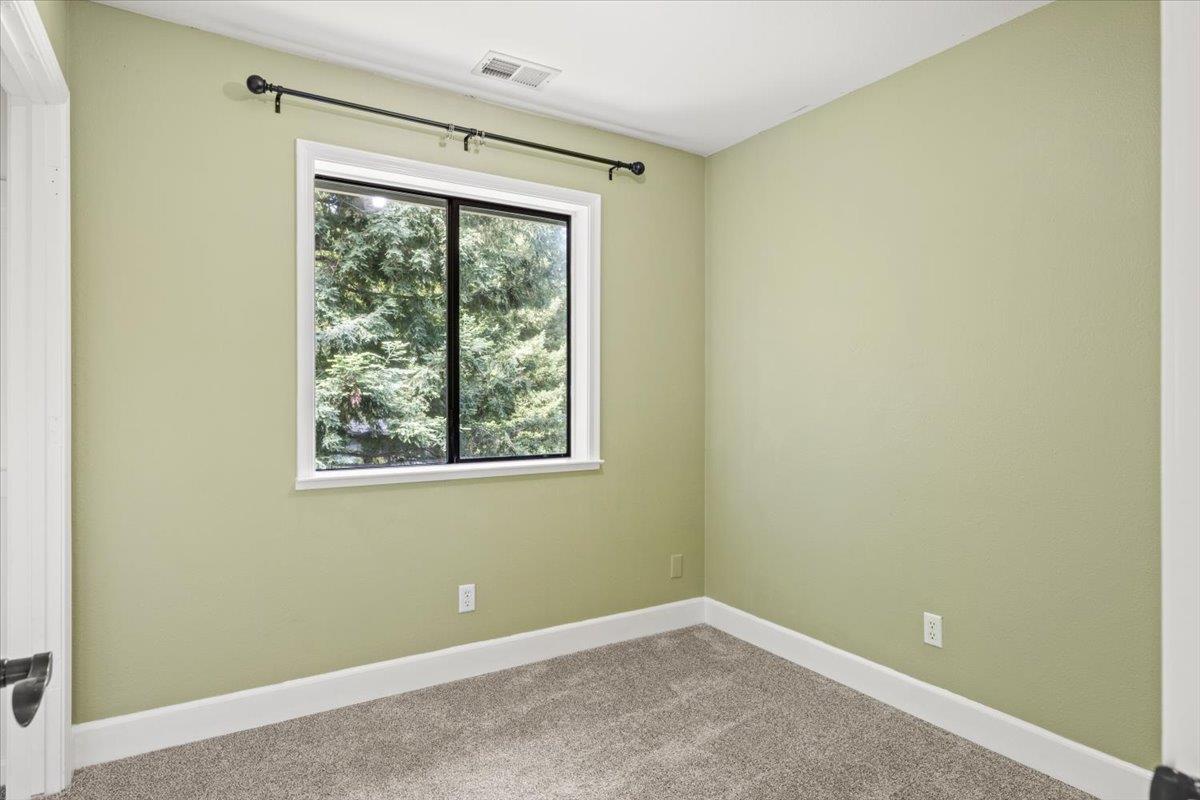 Detail Gallery Image 36 of 56 For 401 Gracie Rd, Nevada City,  CA 95959 - 3 Beds | 2/1 Baths