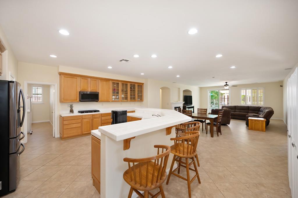 Detail Gallery Image 18 of 71 For 10317 Moura Ct, Elk Grove,  CA 95757 - 4 Beds | 2/1 Baths