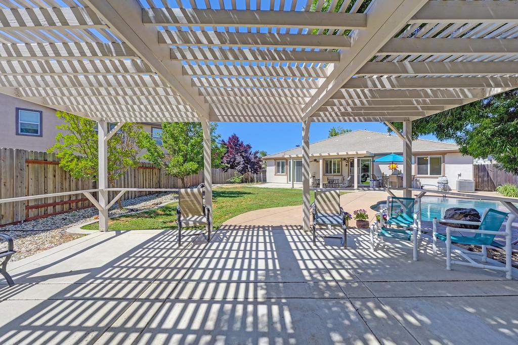 Detail Gallery Image 59 of 71 For 10317 Moura Ct, Elk Grove,  CA 95757 - 4 Beds | 2/1 Baths