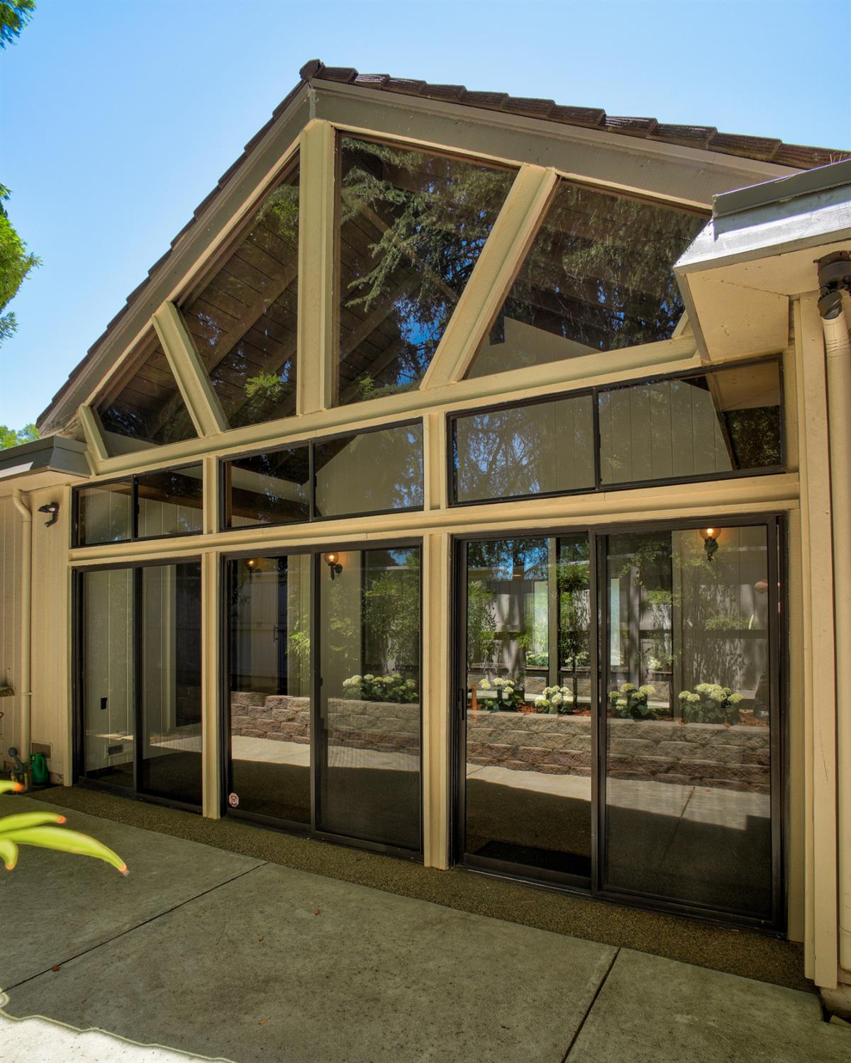 Photo #34: 225053246 Listing: Photo #34