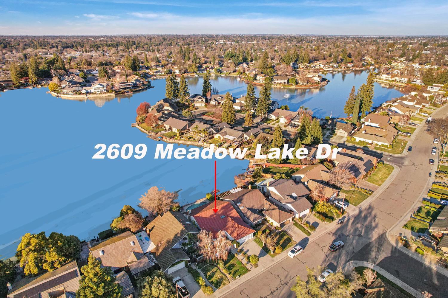 Detail Gallery Image 1 of 25 For 2609 Meadow Lake Dr, Stockton,  CA 95207 - 3 Beds | 2 Baths
