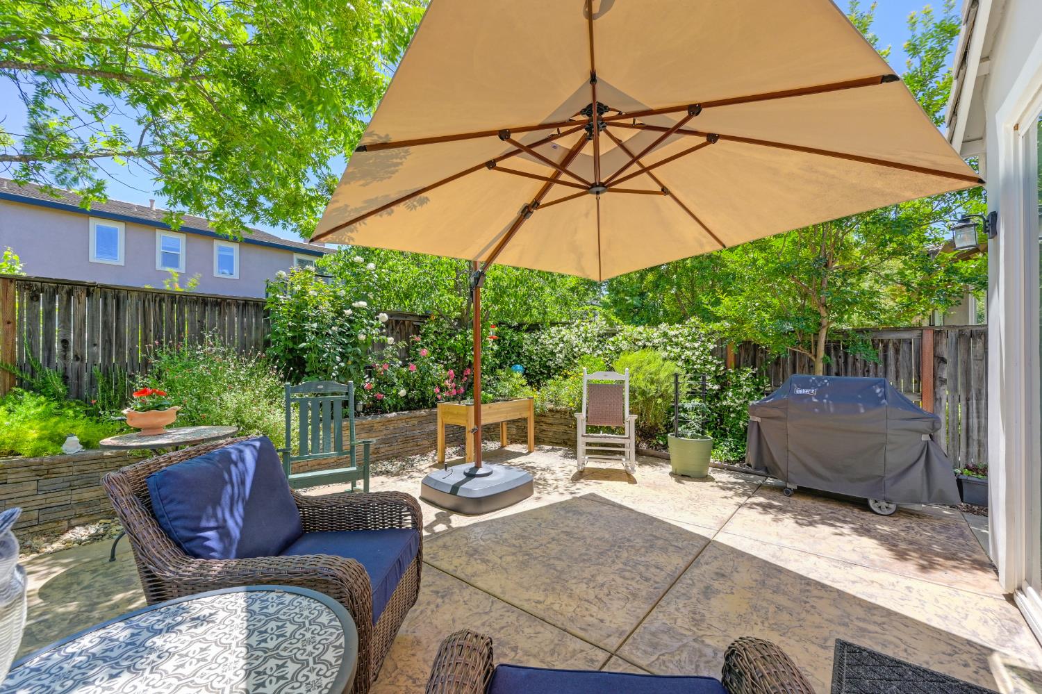 Detail Gallery Image 40 of 46 For 1123 Meredith Way, Folsom,  CA 95630 - 4 Beds | 2 Baths