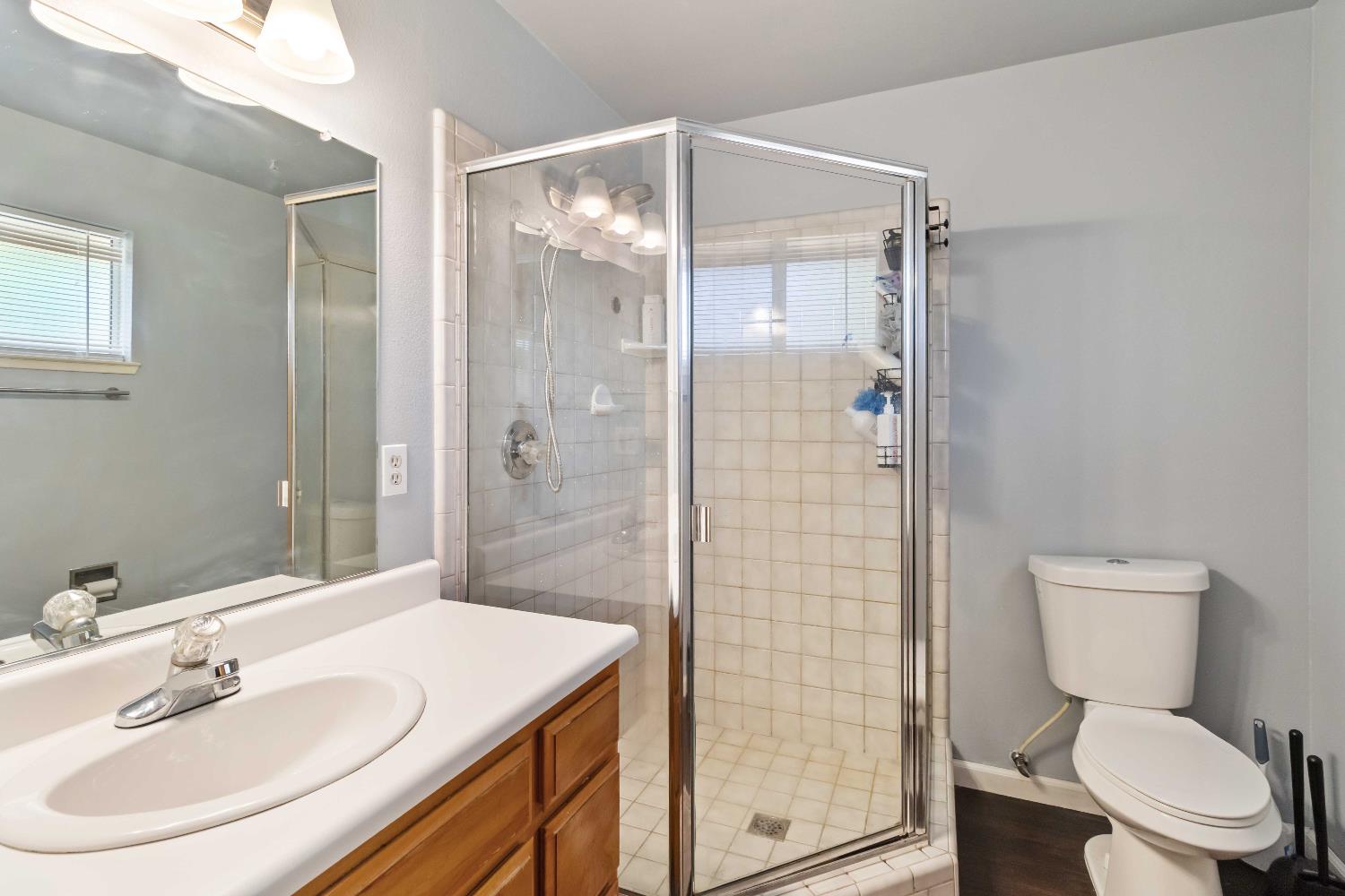 Detail Gallery Image 28 of 35 For 780 Teakwood Dr, Yuba City,  CA 95991 - 4 Beds | 3 Baths