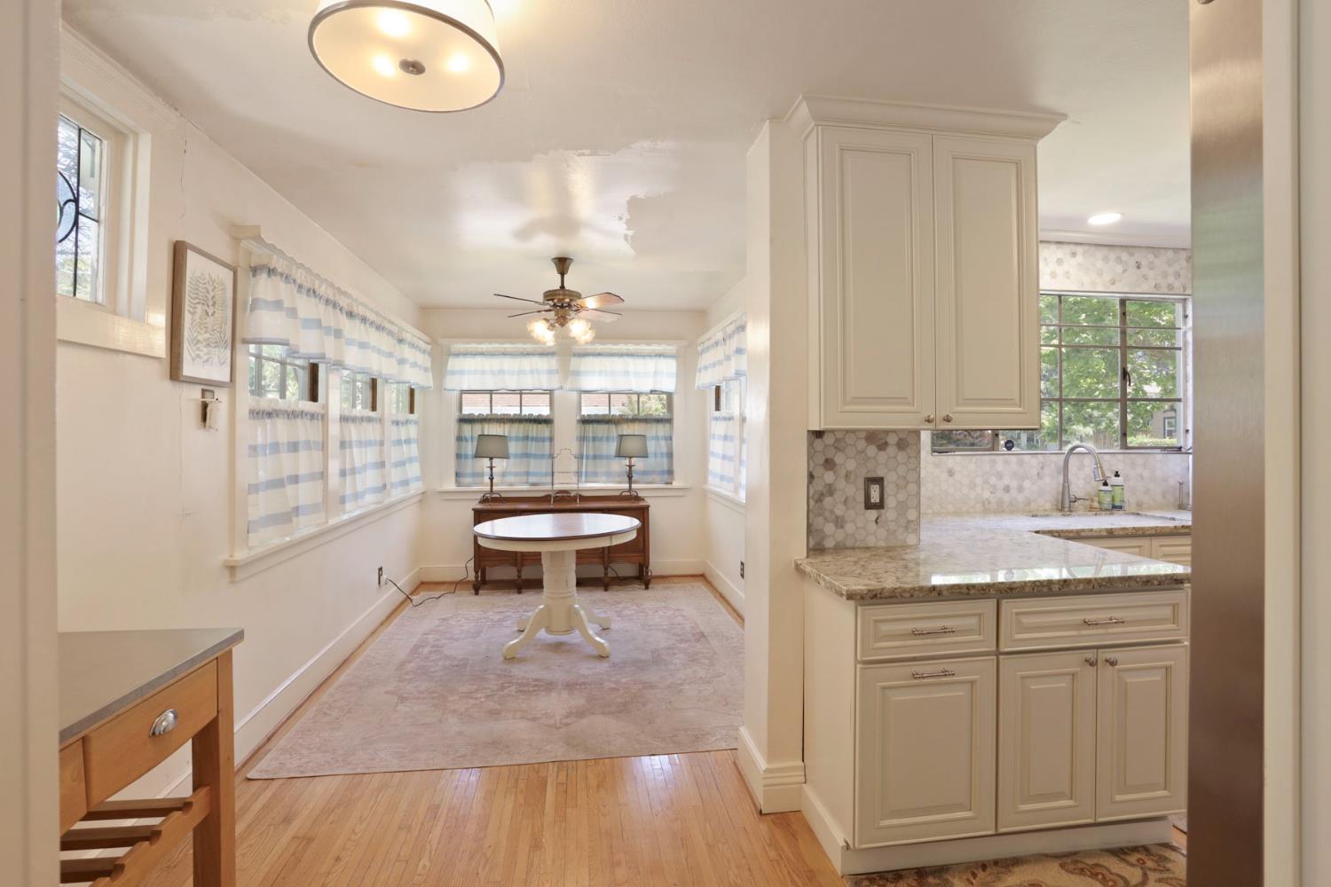 Detail Gallery Image 20 of 51 For 105 W Euclid Ave, Stockton,  CA 95204 - 4 Beds | 2 Baths