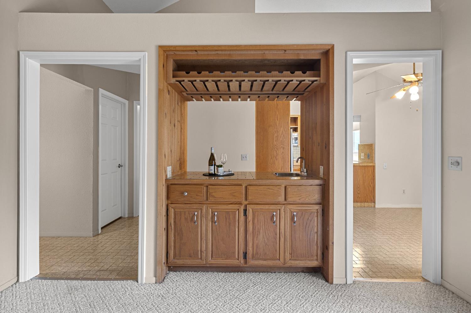 Detail Gallery Image 15 of 28 For 290 W Rumble Rd a,  Modesto,  CA 95350 - 2 Beds | 2 Baths