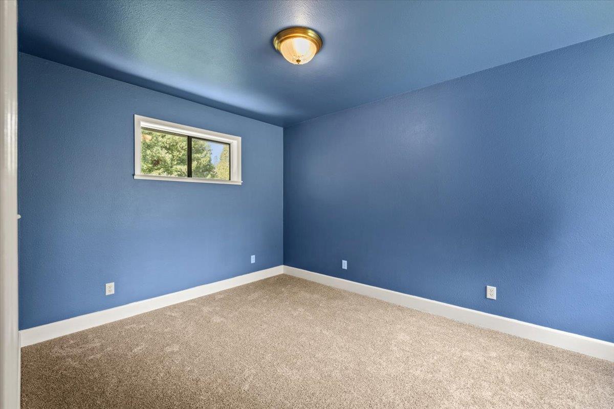 Detail Gallery Image 33 of 56 For 401 Gracie Rd, Nevada City,  CA 95959 - 3 Beds | 2/1 Baths