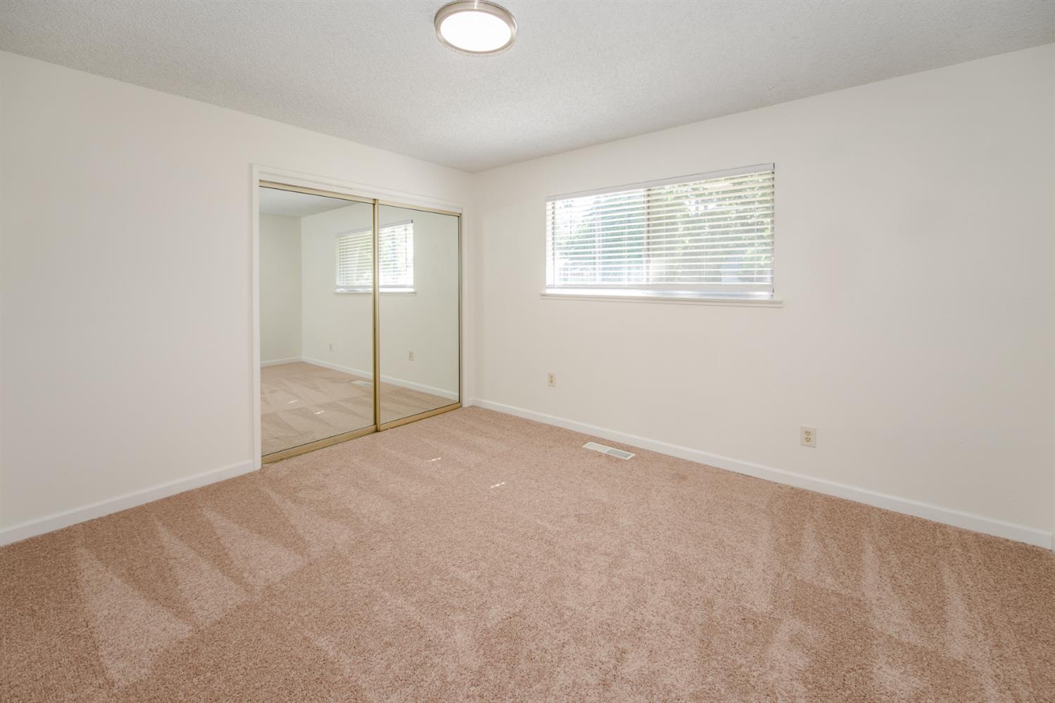 Detail Gallery Image 32 of 62 For 744 Cleveland, Woodland,  CA 95695 - 3 Beds | 2/1 Baths