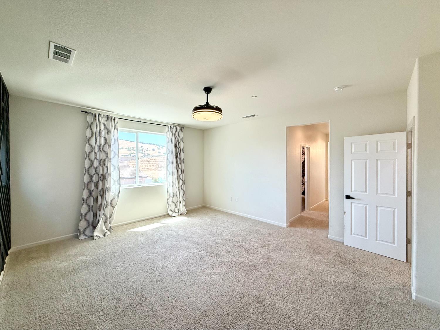 Detail Gallery Image 26 of 47 For 21161 Cabernet Dr, Patterson,  CA 95363 - 5 Beds | 3 Baths