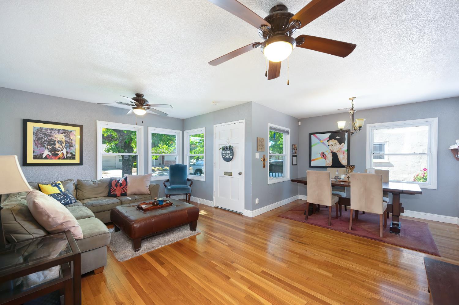 Detail Gallery Image 3 of 20 For 3723 61st St, Sacramento,  CA 95820 - 3 Beds | 1 Baths